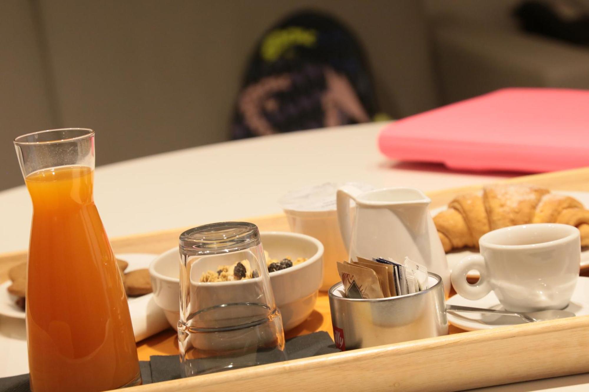 スタジオ イン チェントラーレ ミラノ エクステリア 写真